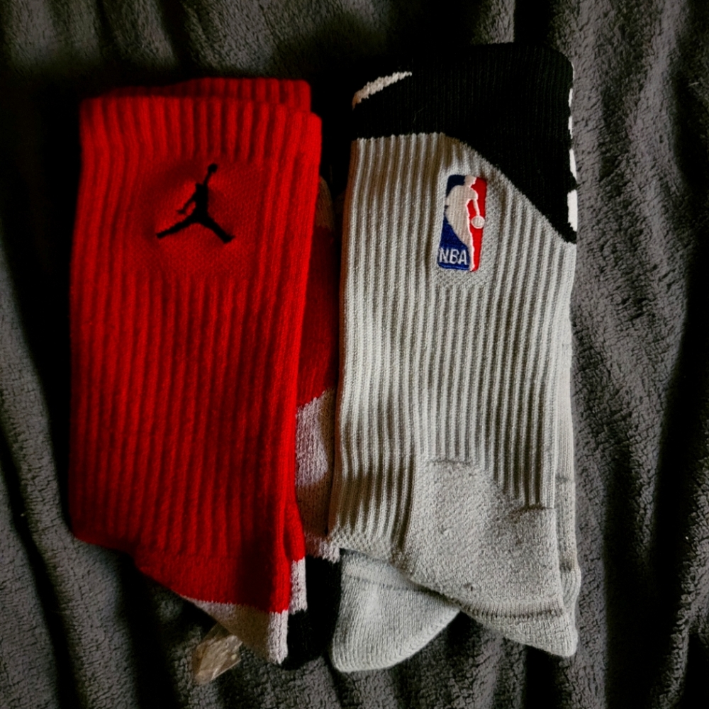 Nike/Jordan crew socks. Lot 21-005